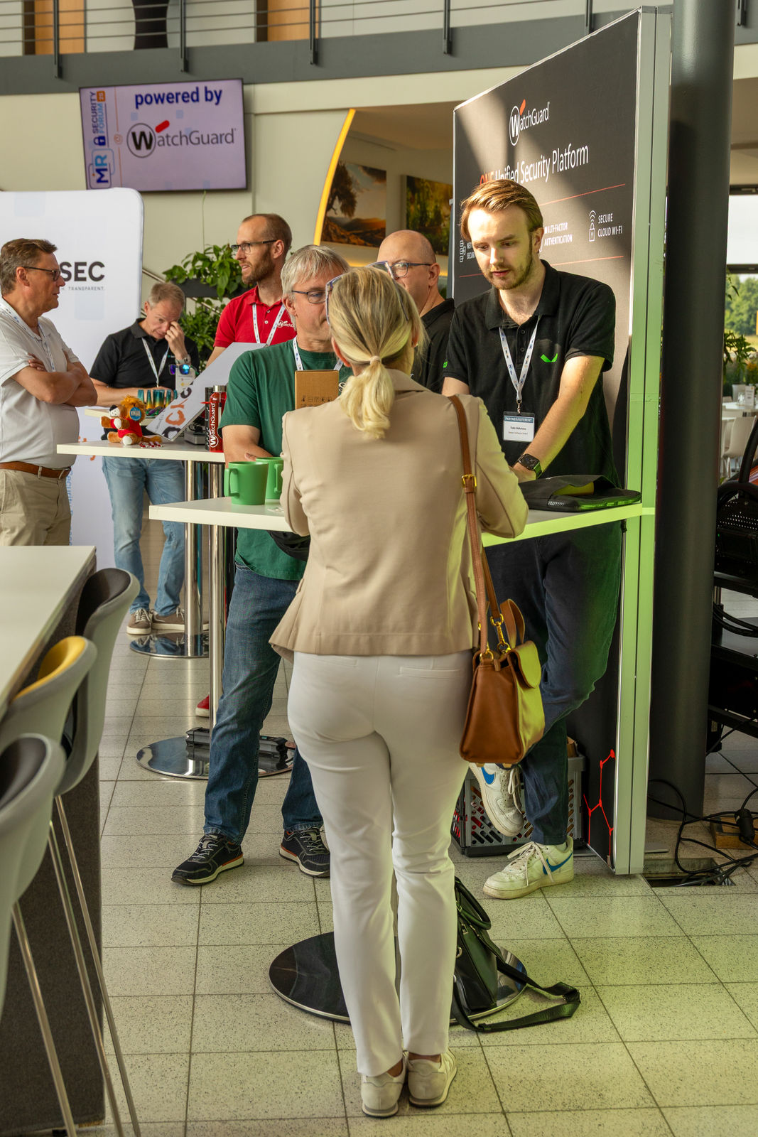 42 - Brennweite37_MRSecurityForum_2025-042-vollaufloesend